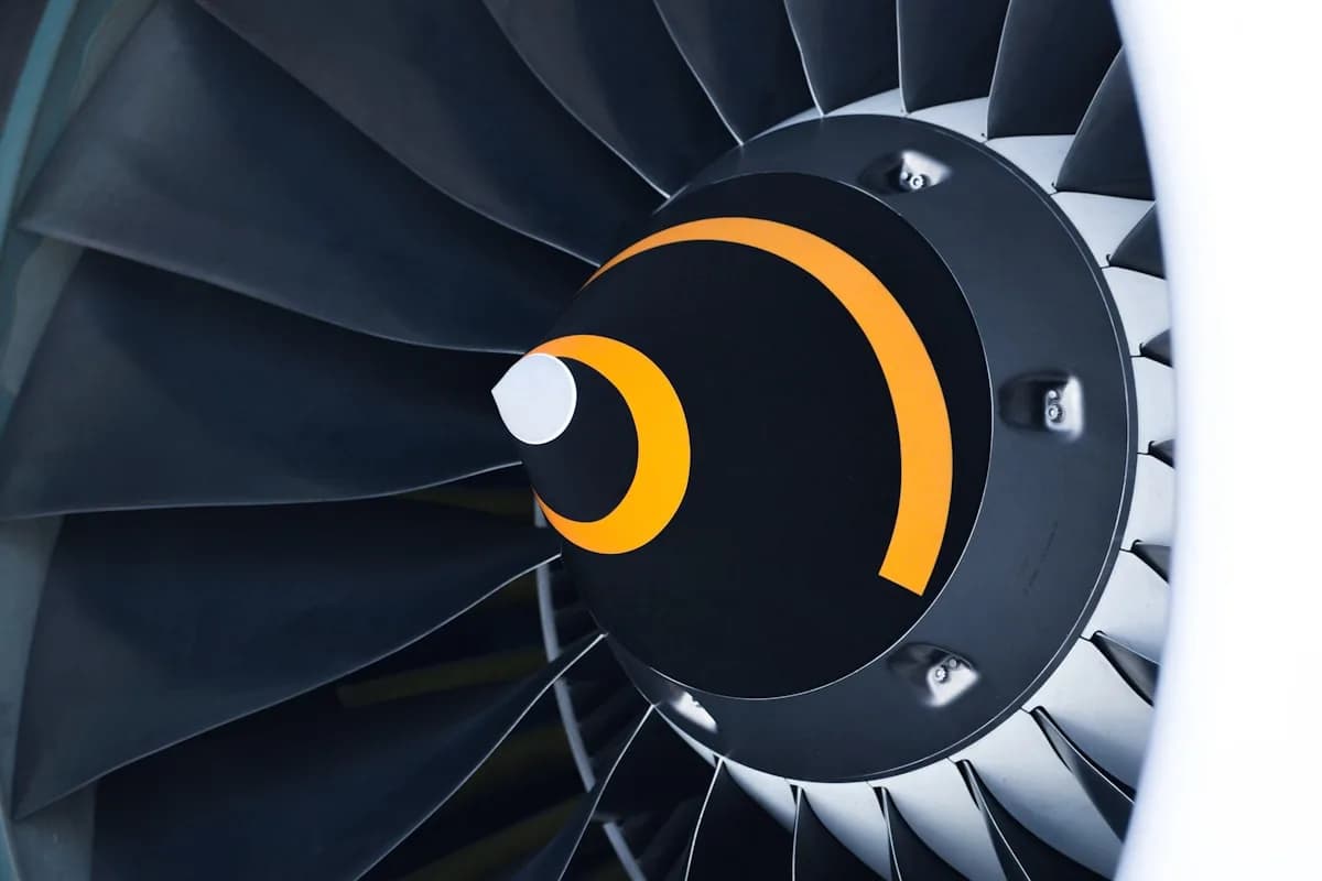 Airliner turbine engine